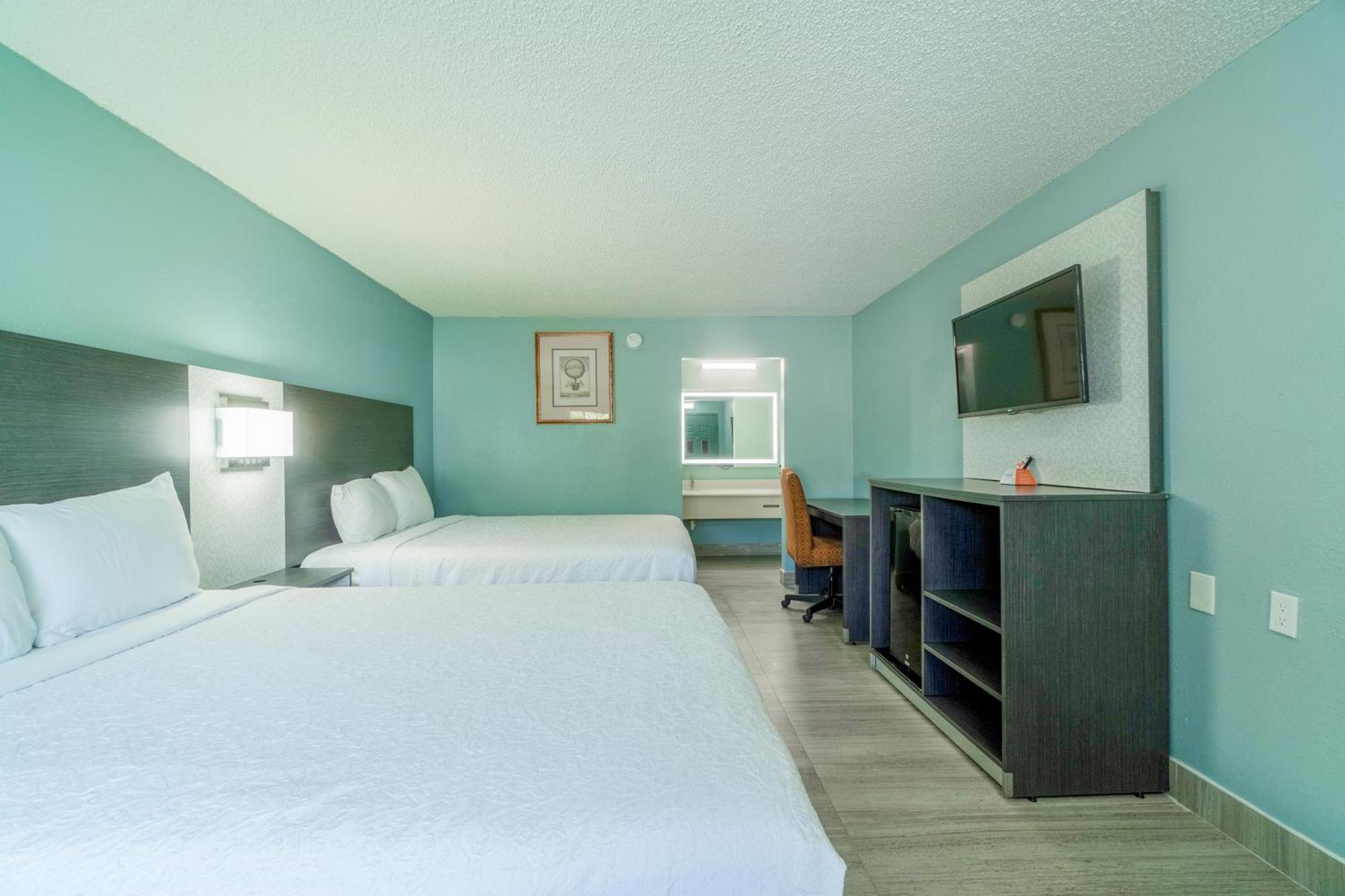 Lone Star Inn & Suites By Oyo Harlingen Tx Exterior photo