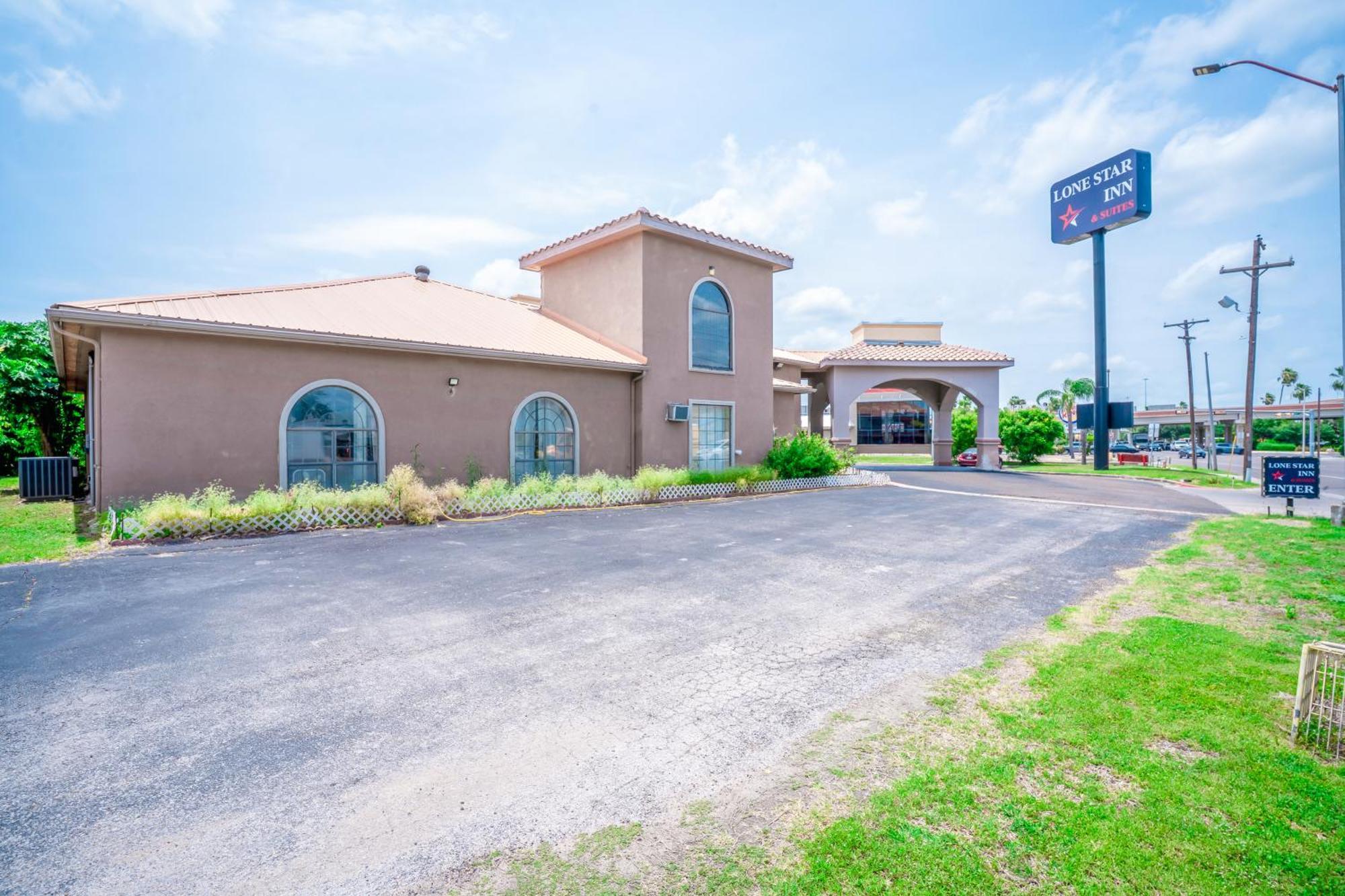 Lone Star Inn & Suites By Oyo Harlingen Tx Exterior photo